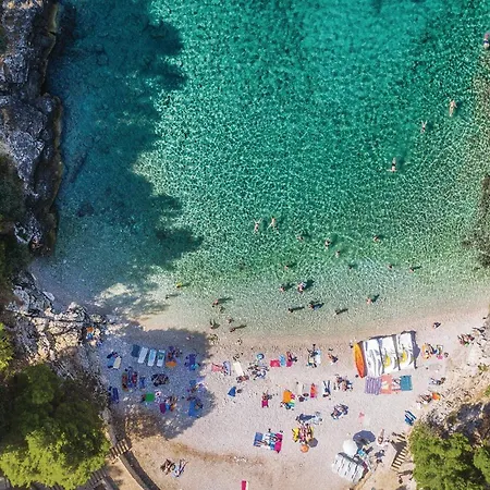 Awesome In Сasa de vacaciones Ližnjan