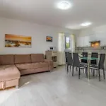 Prázdninový dům Awesome In